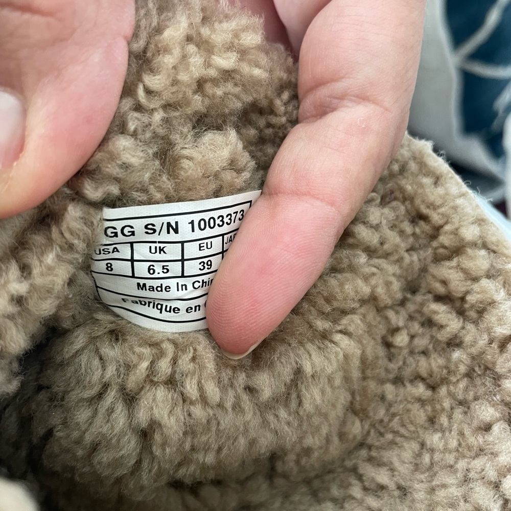 UGG Booties wooden heel - Picture 7 of 7